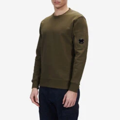 Diagonal Raised Fleece Back Logo Sweatshirt - Ivy Green -Fashion Menswear Store DIAGONALRAISEDFLEECEBACKLOGOSWEATSHIRT IvyGreen02 b2574298 959b 4f34 99c2 2891319edc21