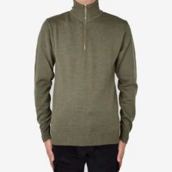 Pullover Zip Mockneck Merino Sweater - Olive -Fashion Menswear Store PulloverZipMockneckMerinoSweater Olive05 a40387e9 1806 4ba7 86f4 162262e51ad5