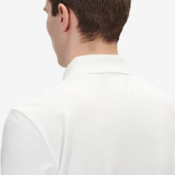 Stretch Piquet Polo Shirt - Gauze White -Fashion Menswear Store StretchPiquetPoloShirt GauzeWhite06 a4d724cb 4c7d 4e3f 86dd 1699705903b1