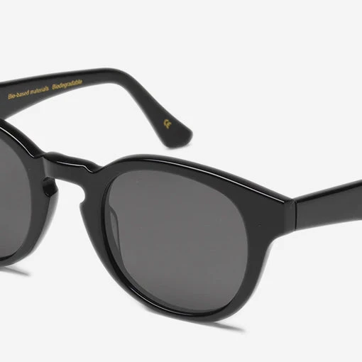 Colorful Standard Sunglasses 12 - Deep Black/Solid Black 4 Colorful Standard Sunglasses 12 - Deep Black/Solid Black - Image 2