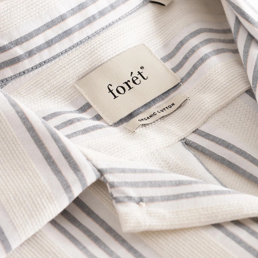 Foret Twig Short-Sleeve Vacation Shirt - Navy/Sandstone 4 Foret Twig Short-Sleeve Vacation Shirt - Navy/Sandstone - Image 2